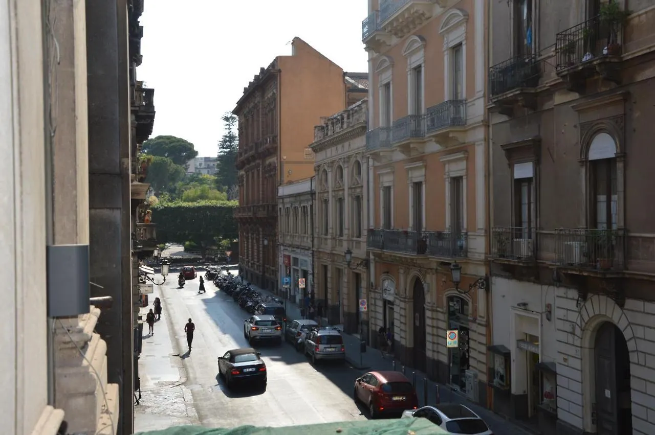 B&B Giardino Bellini-Centro Catania 0*,