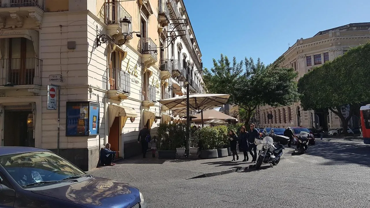B&B Giardino Bellini-Centro Catania Bed & Breakfast